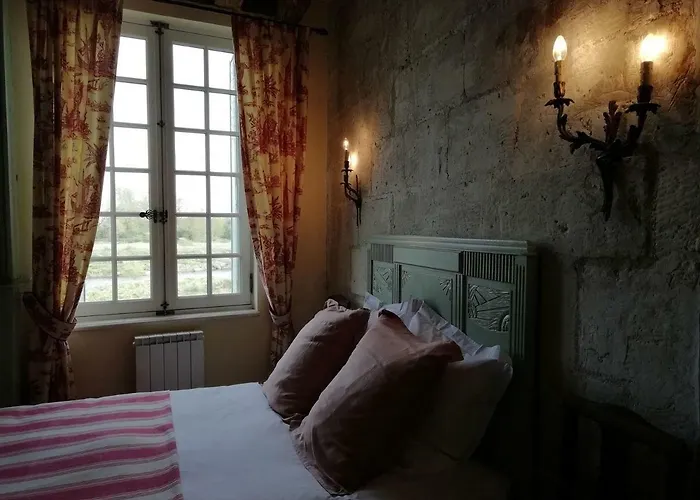 Pensión La Sterne De Loire Charming House 3*